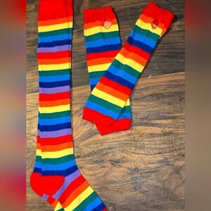 Extra long socks with matching gloves